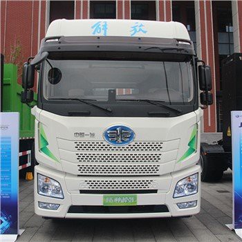 FAW Jiefang JH6 6 × 4 Full Electric Tractor